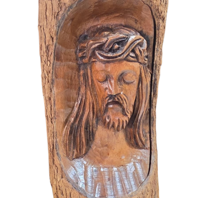 Arte sacra de madeira
