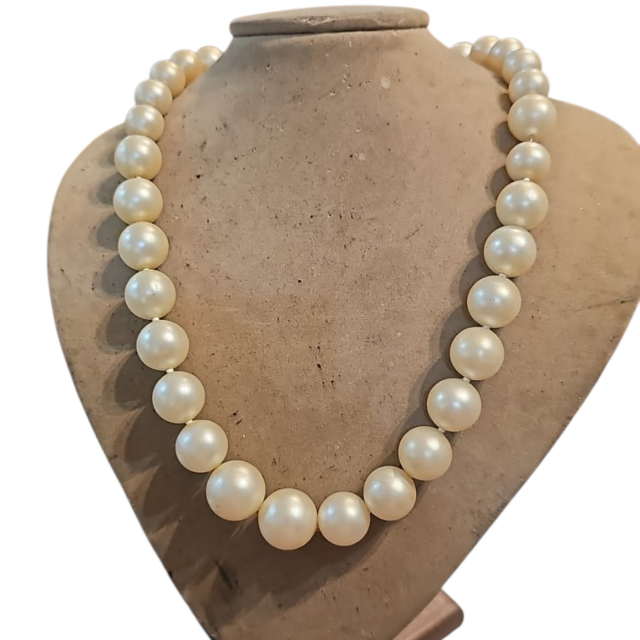 Elegante colar de pérola