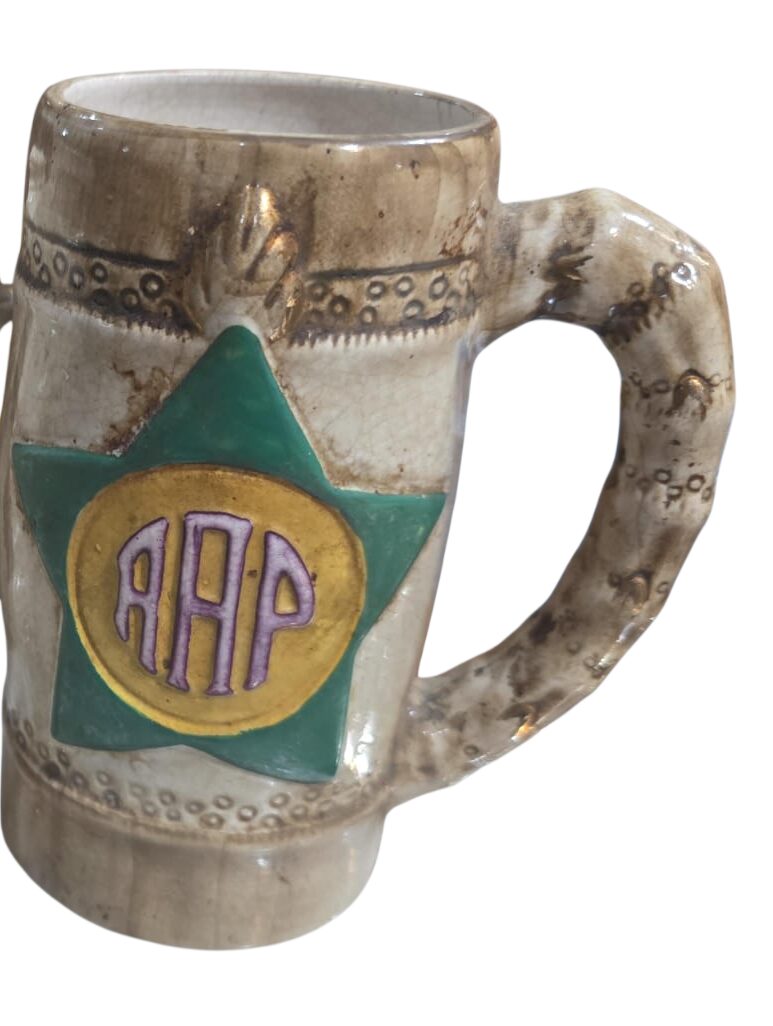 Caneca comemorativa