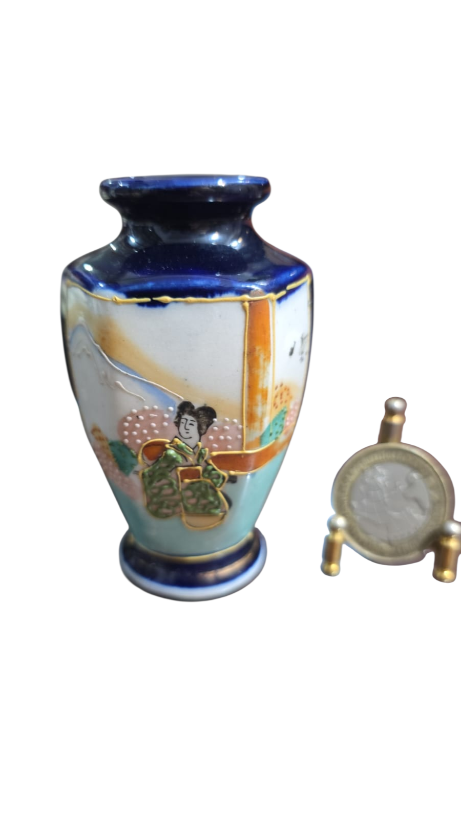 Vasinho de porcelana japonesa Satsuma
