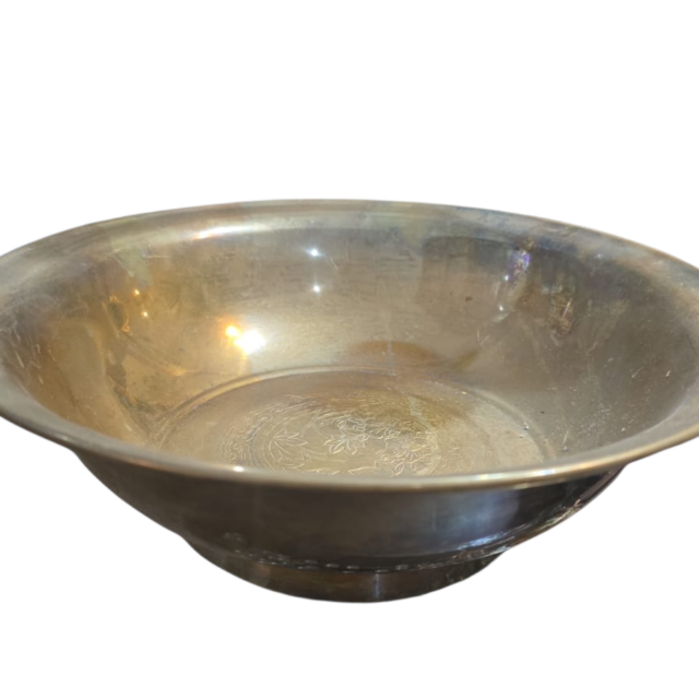 Belo e antigo centro de mesa indiano em dourado metal