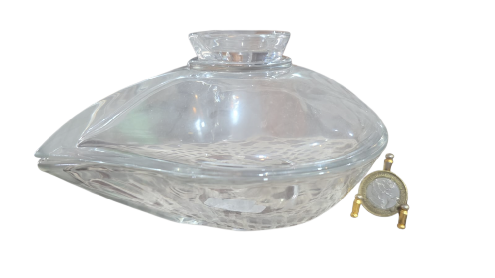 Elegante bomboniere de cristal