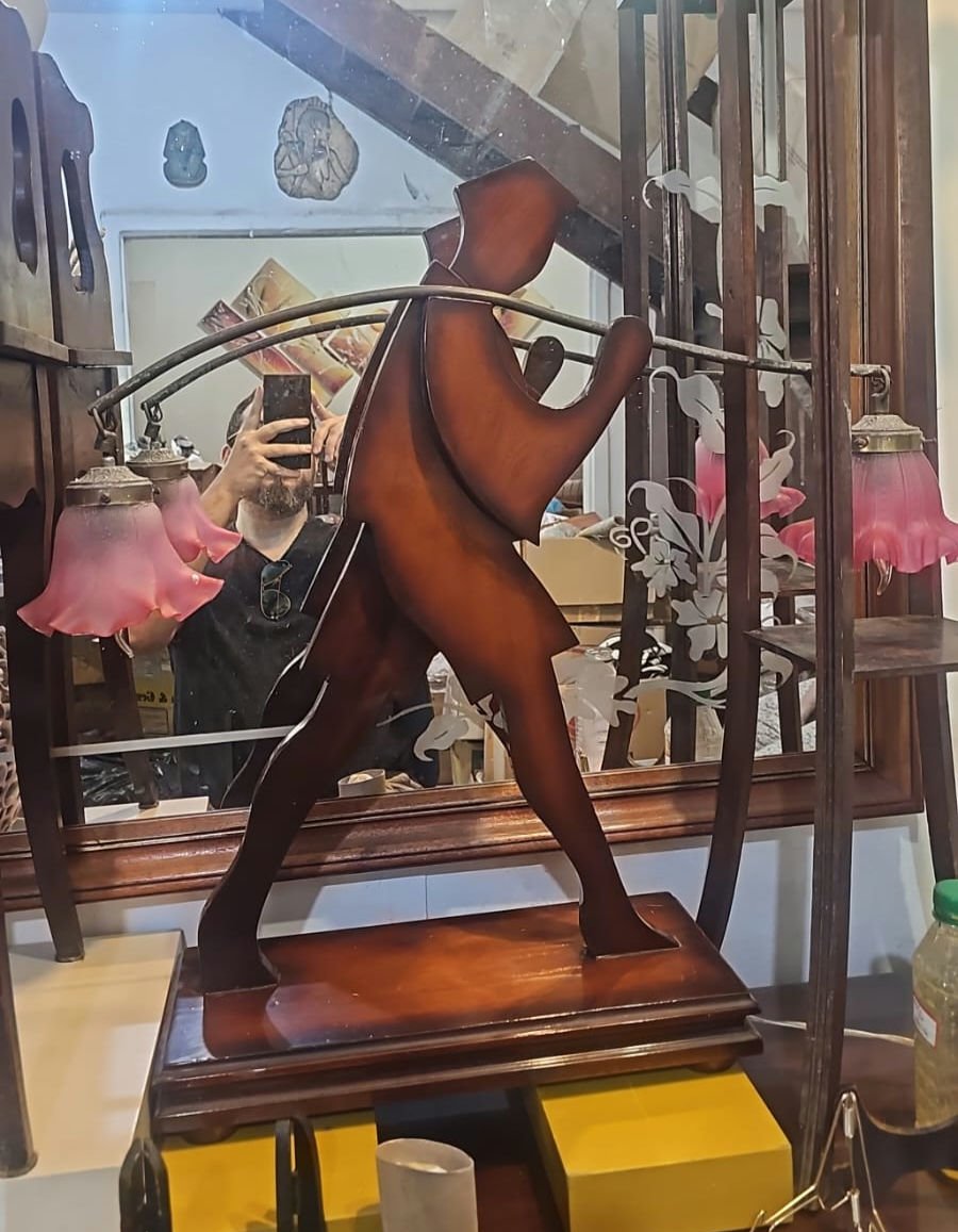 Grande e antigo abajur de madeira - Imagem 2