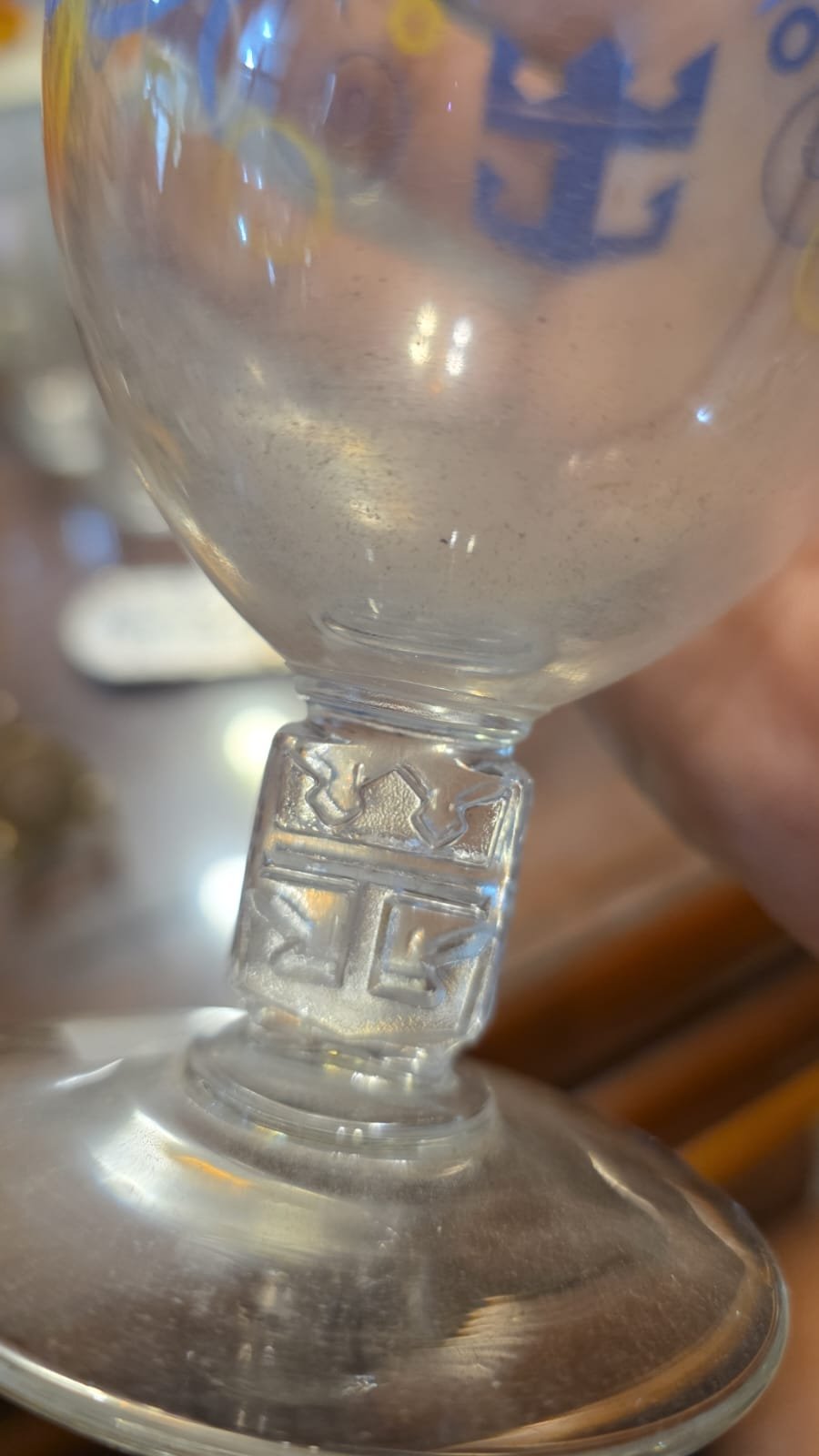 Grande taça com bela arte - Imagem 3