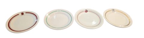Conjunto de antigas porcelanas de restaurantes