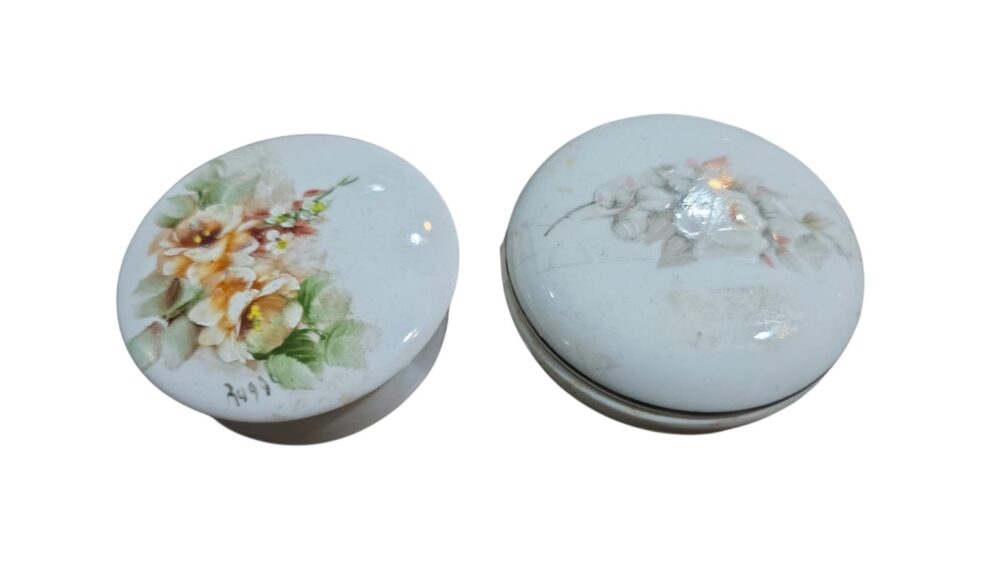 Par de potiches de porcelana
