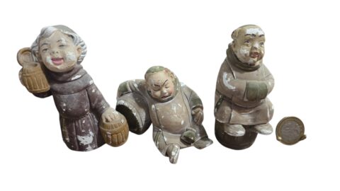 Trio de antigas esculturas de gesso