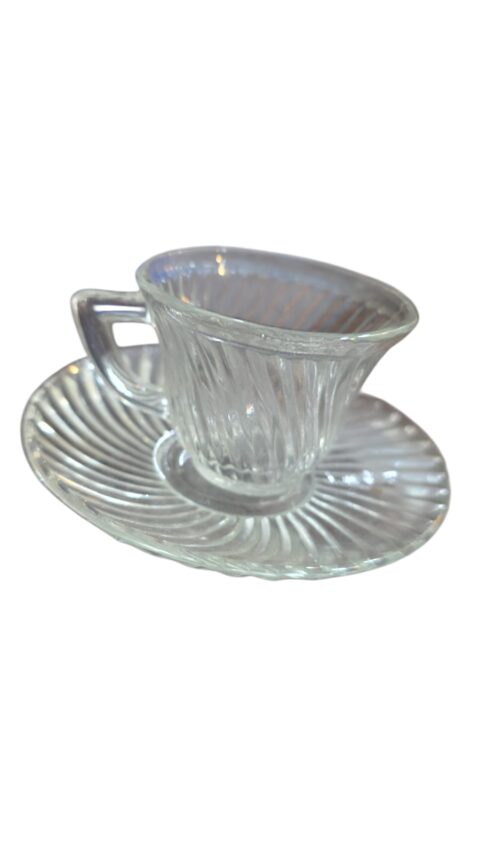 Antiga xícara de café canelada