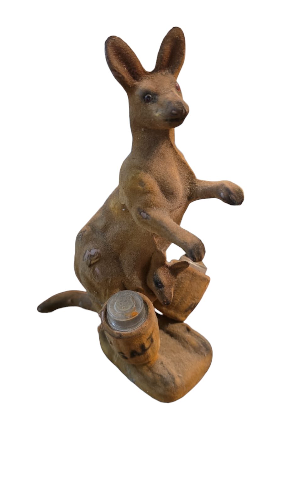Saleiro e pimenteiro em escultura de canguru