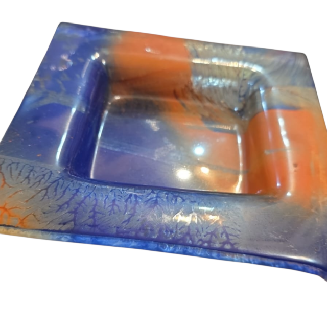 Elegante centro de mesa em vidro artístico