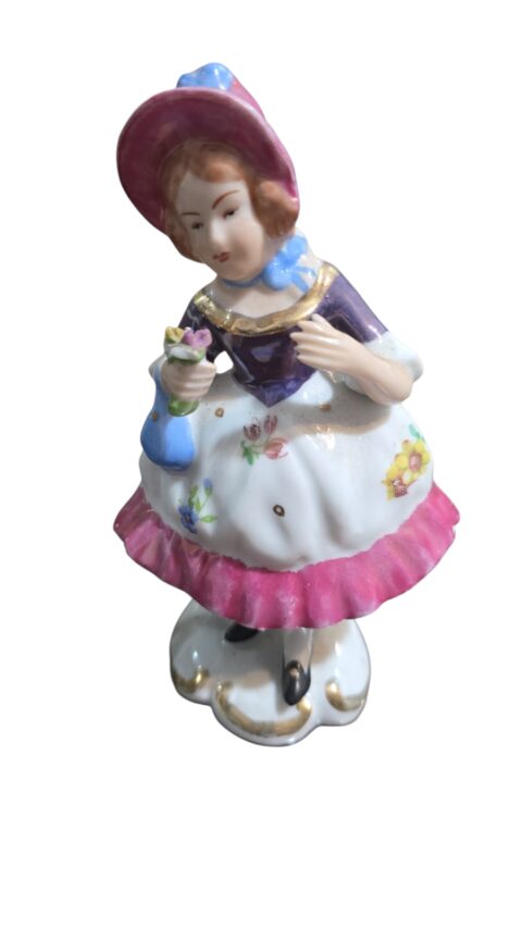 Escultura de porcelana, pintada a mão
