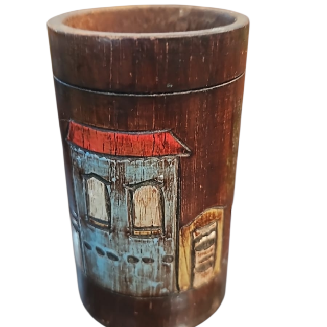 Pote de madeira artesanal, bela arte
