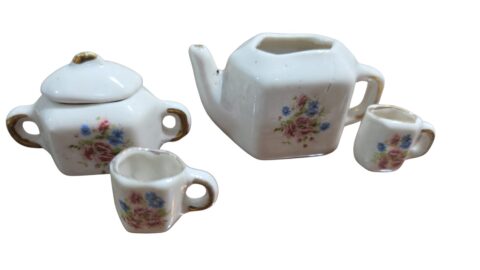 Miniaturas de porcelana