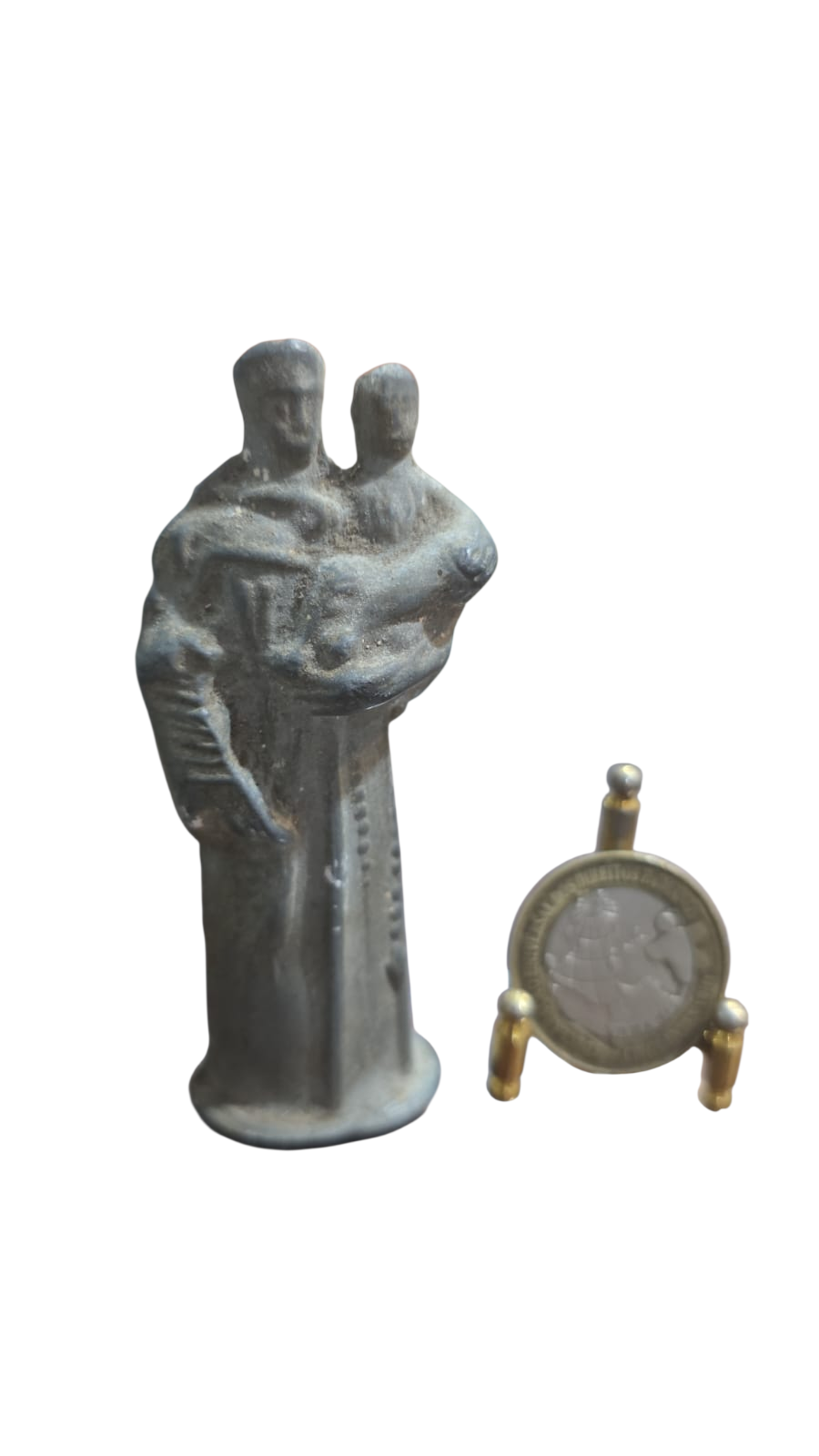 Sacro antigo de metal