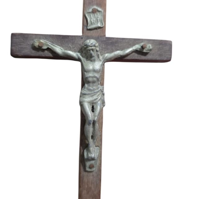 Antigo crucifixo