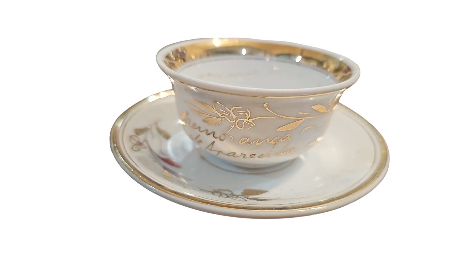 Antiga xícara de porcelana