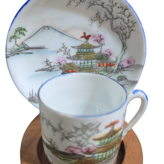 Xícara de porcelana japonesa casca de ovo