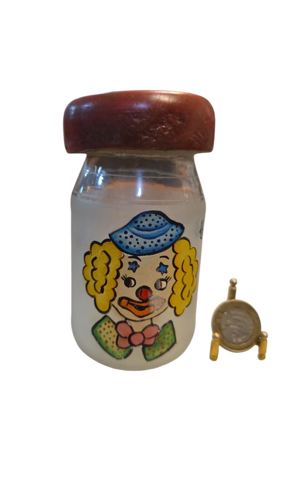Pote de vidro, tampa de madeira