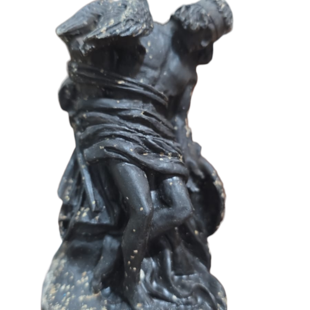 Escultura egípcia de resina, boa qualidade