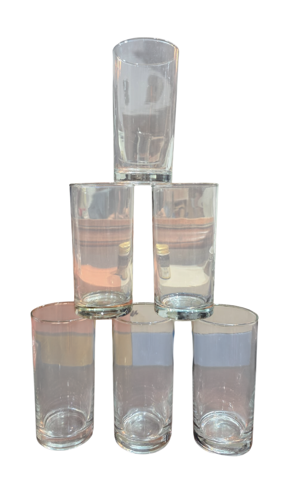 Conjunto composto por 6 copos de vidro