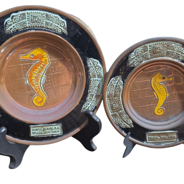 Par de medalhões de cobre, brasileiros