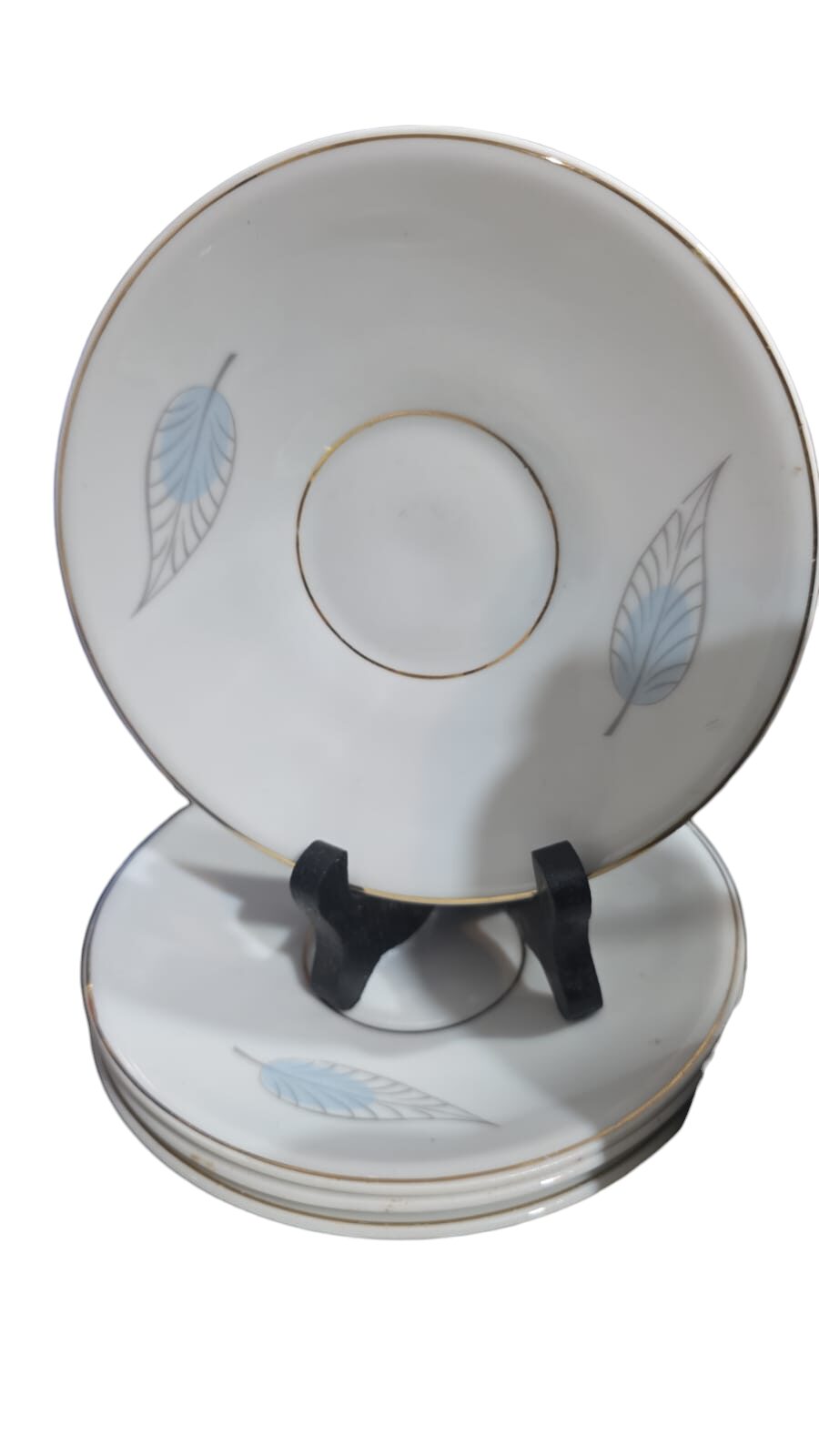 Pires de chá porcelana Real, filetes de ouro. (valor unitário)