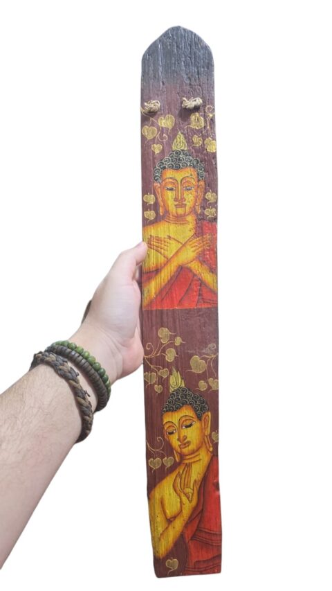 Arte oriental em madeira, pintada a mão