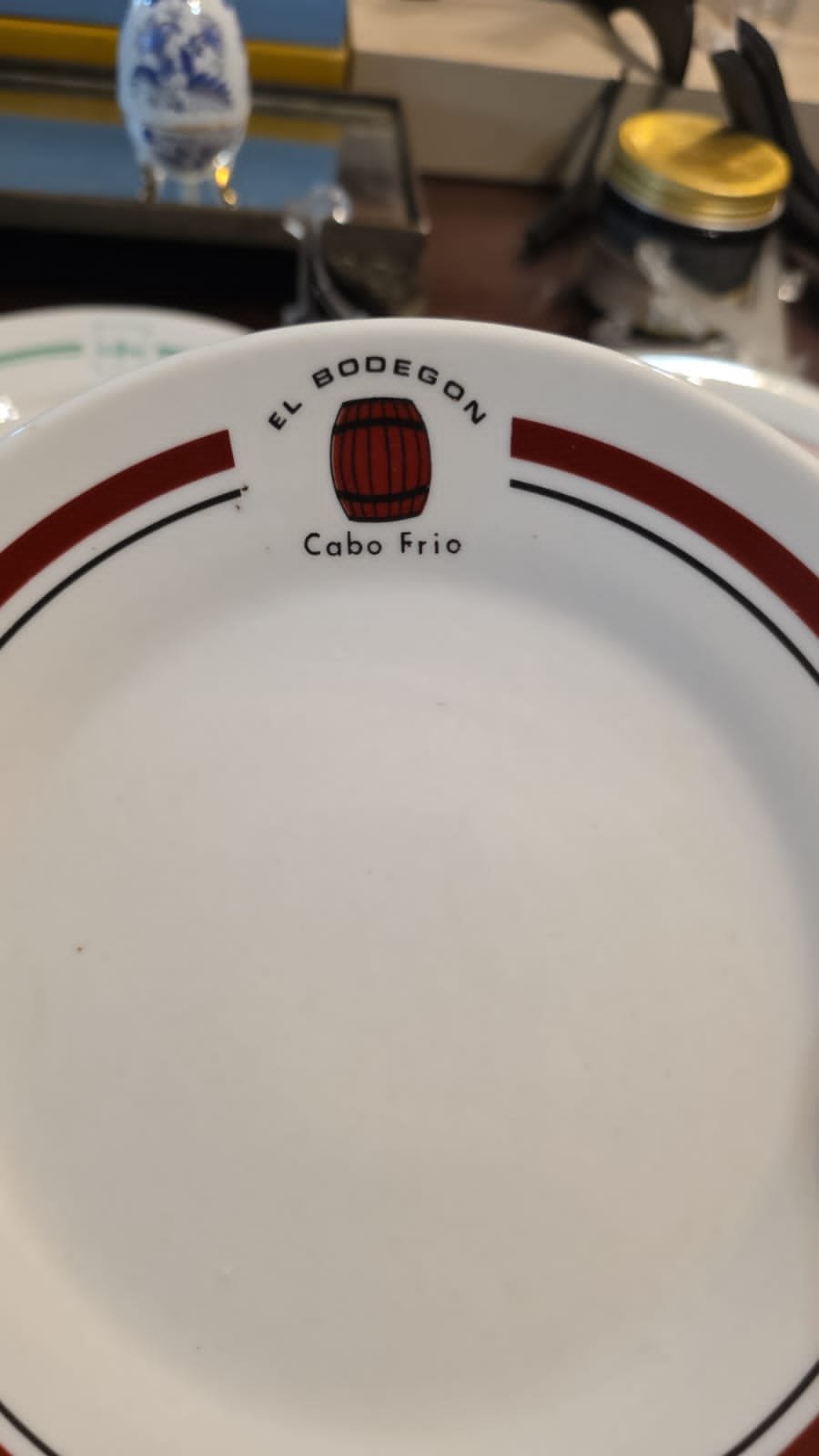 Conjunto de antigas porcelanas de restaurantes - Imagem 4