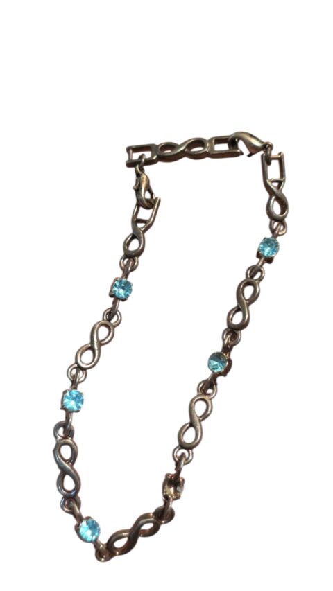 Pulseira em metal com todas as pedras