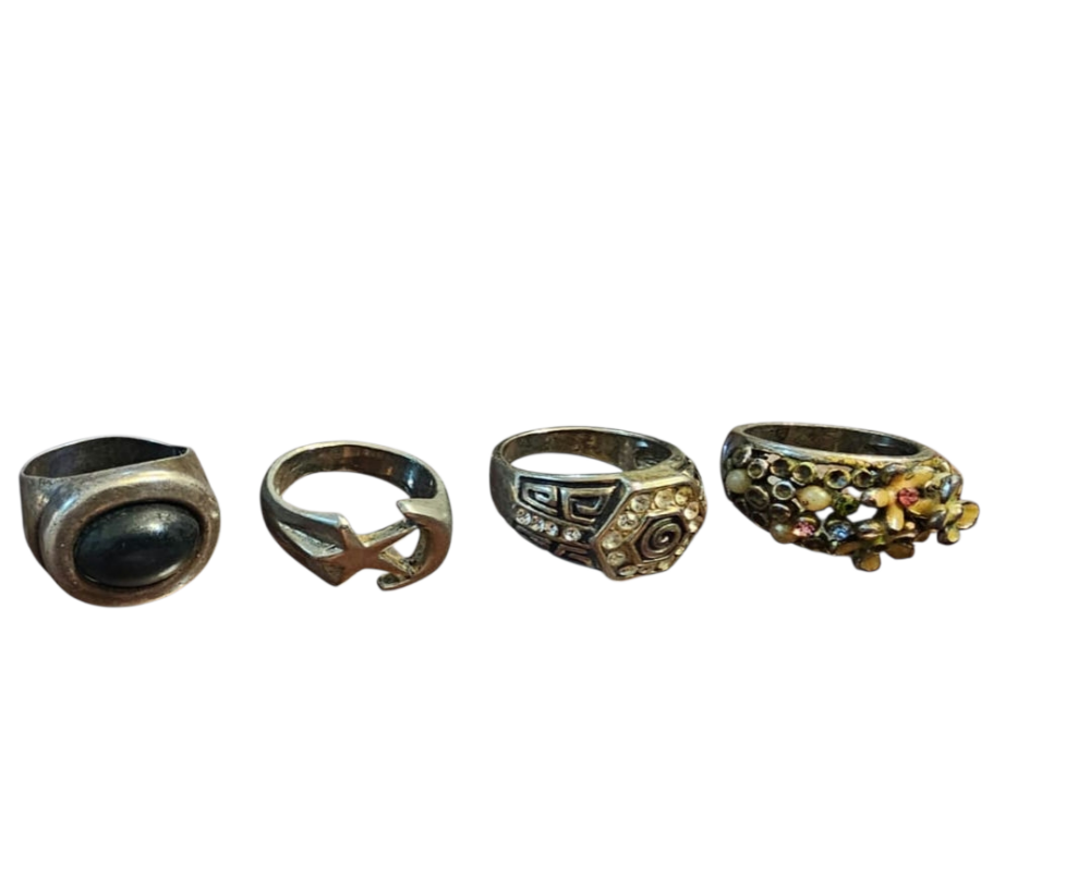 Lote de antigos e elegante anéis