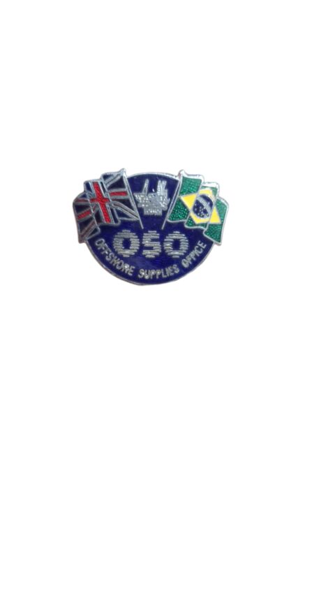 Broche em metal