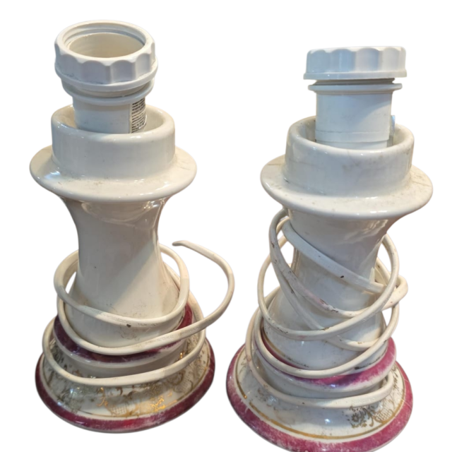 Antigos abajures de porcelana