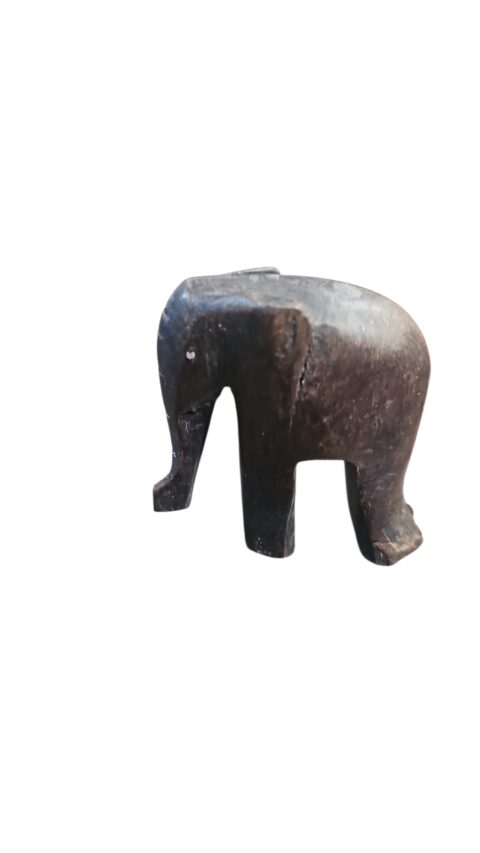 Elefante em madeira de lei escura