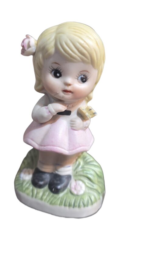 Antiga escultura de porcelana coreana ainda selada