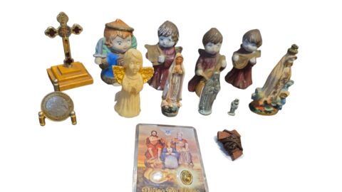 Lote de itens religiosos