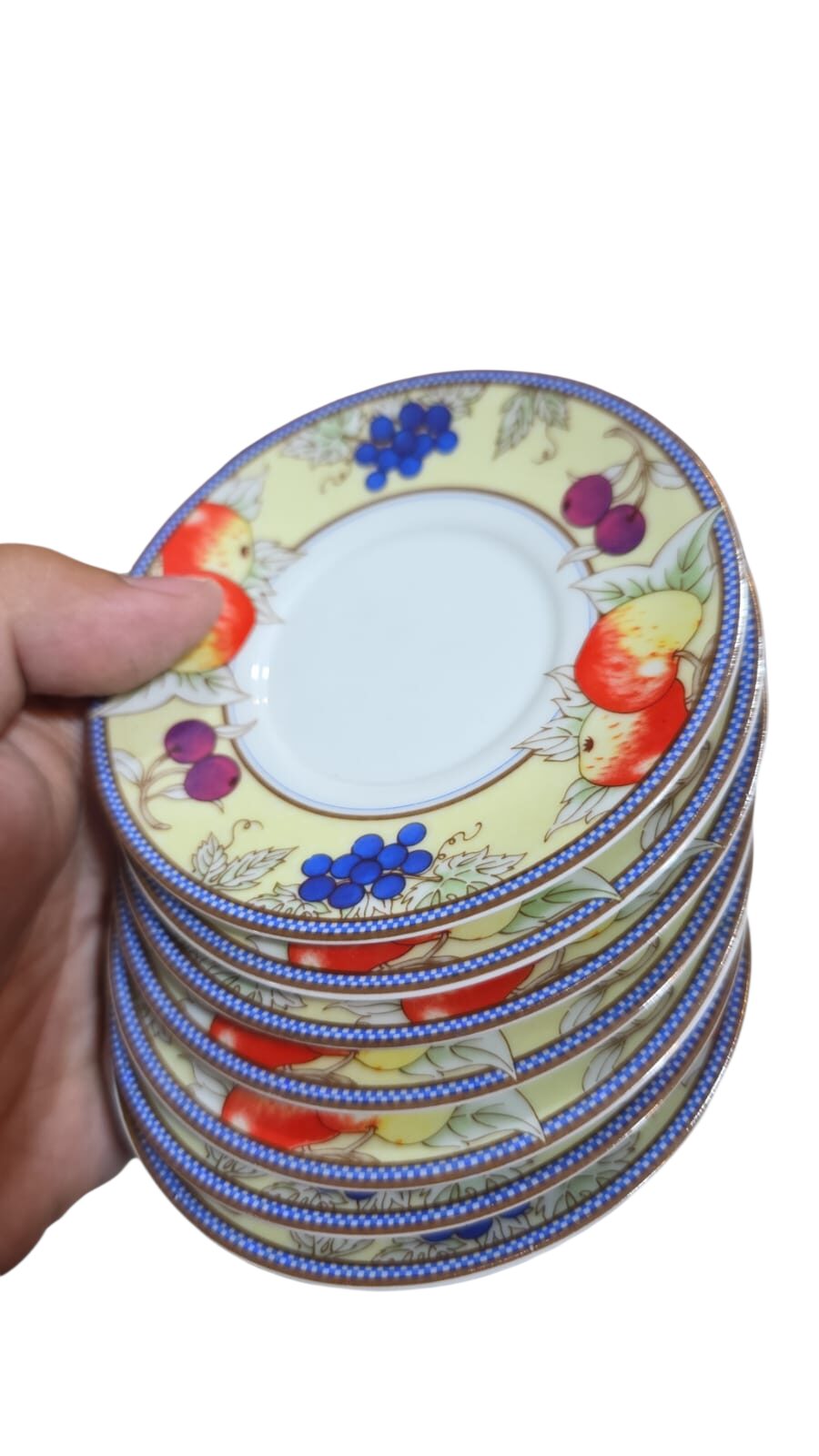 Pires de café em porcelana. (valor unitário)