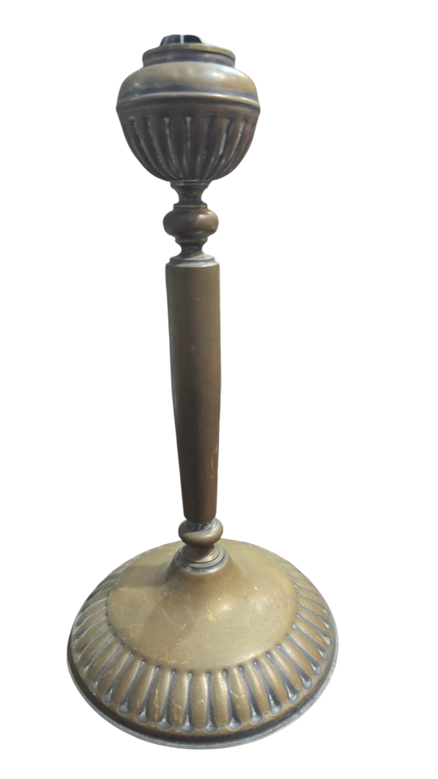 Antigo castiçal em dourado metal