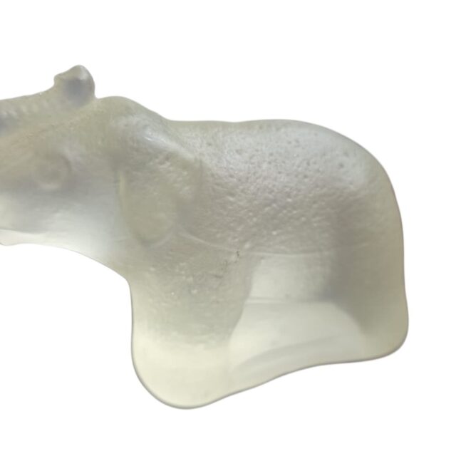 Escultura de elefante de vidro