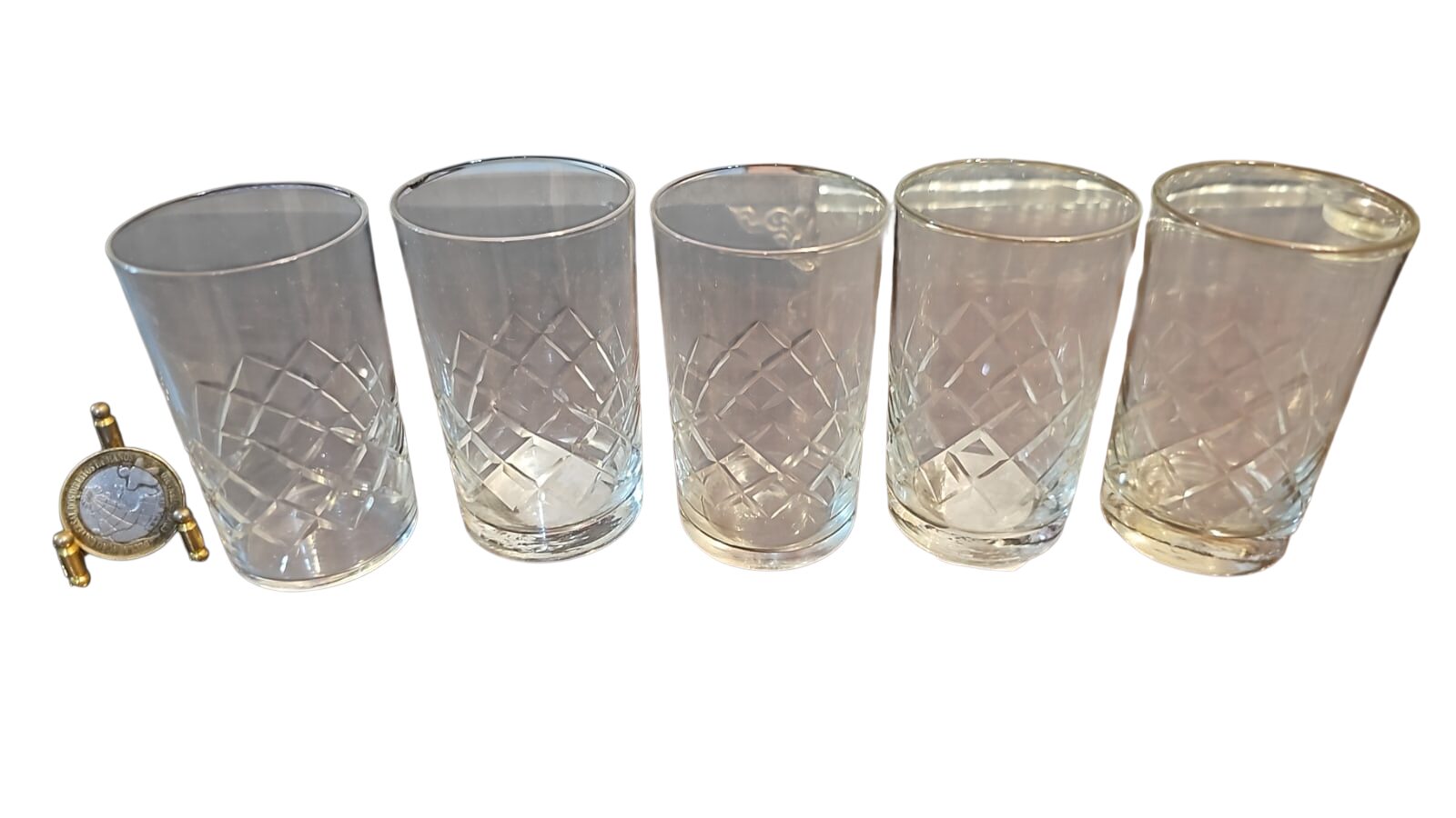 Lote de copos de cristal com belas lapidações