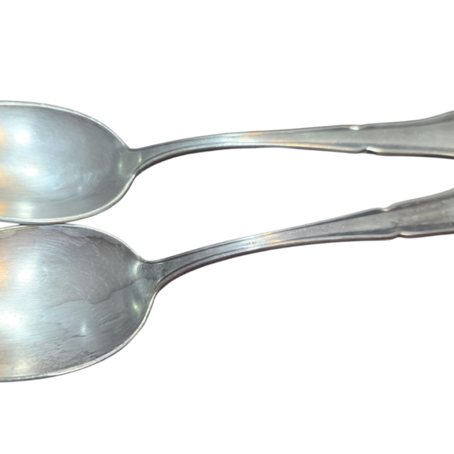 Par de colheres Elegantes espessuradas a prata da manufatura Martin