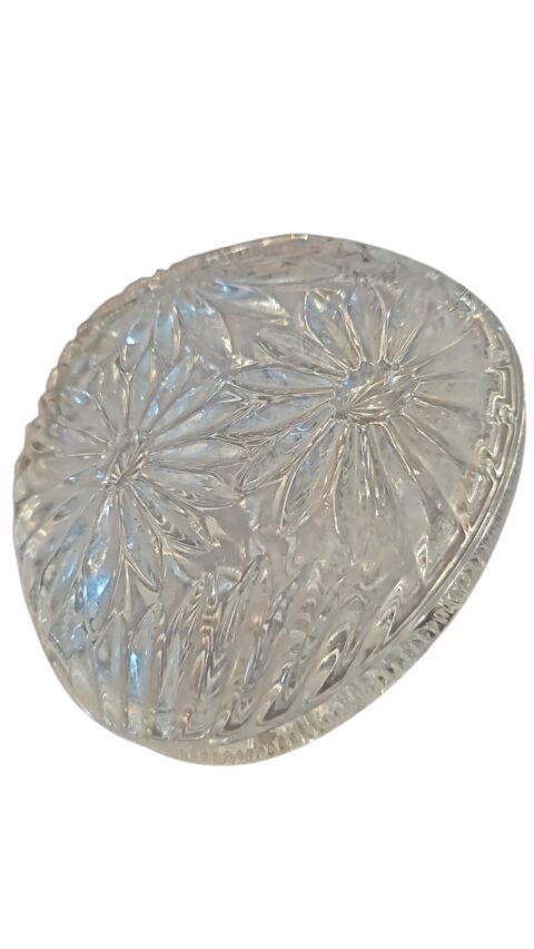 Belíssimo potiche de cristal ornamentado com flores
