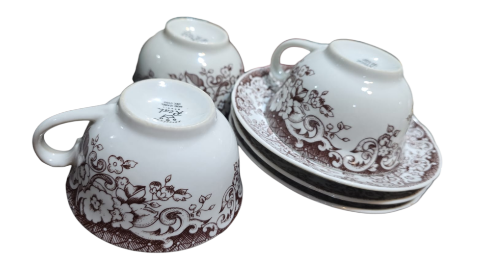 Xícaras de chá com pires porcelana Real, bela arte. (valor unitário)