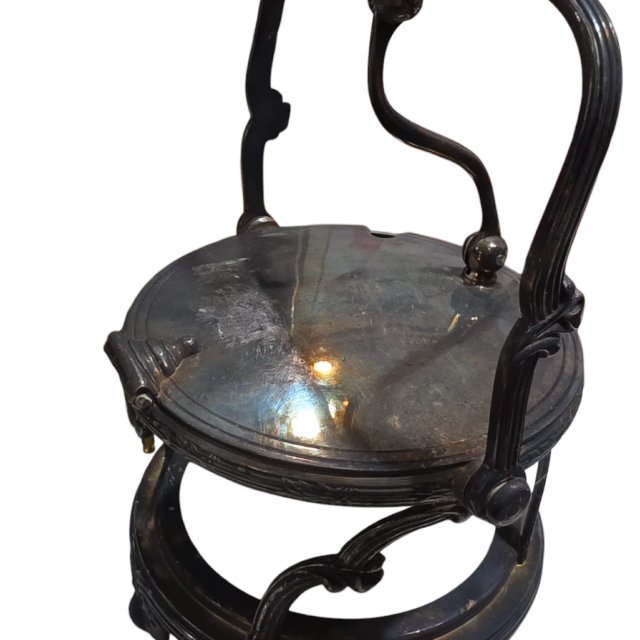 Elegante base pra açucareiro espessurada a prata