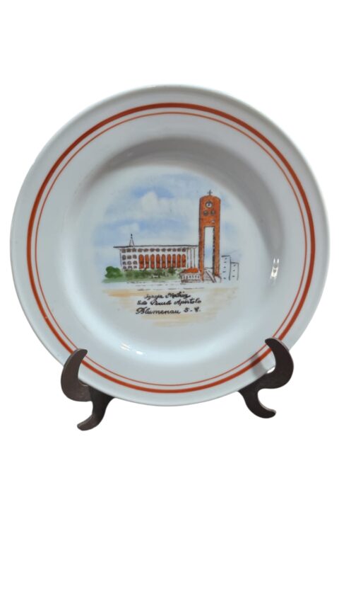Antiga porcelana com arte de igreja feita a mão