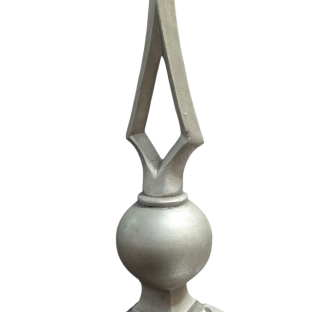 Escultura de resina estilo ponta de lança