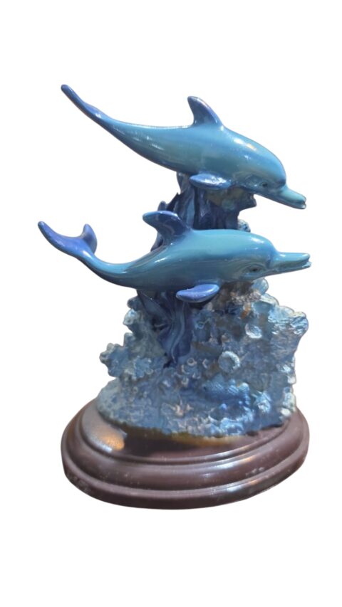 Escultura de golfinhos