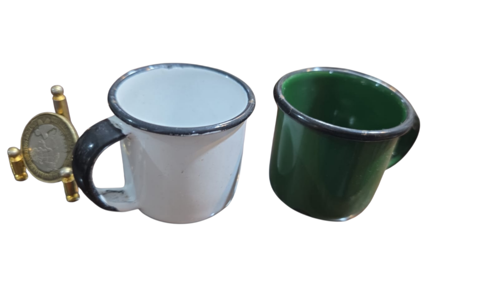 Par de xícaras antigas de café em ágata