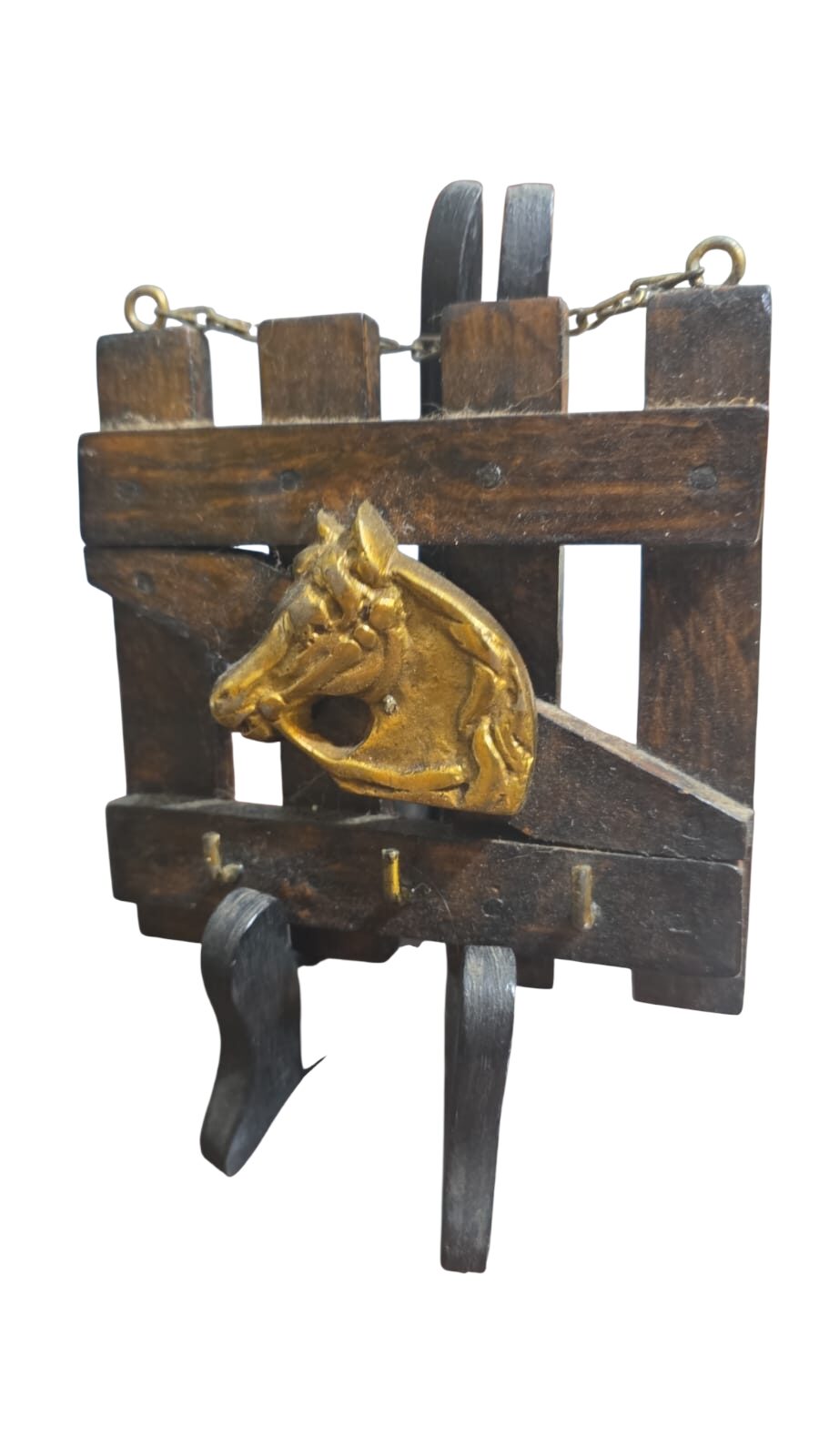 Belo pendurador cavalo, madeira e metal