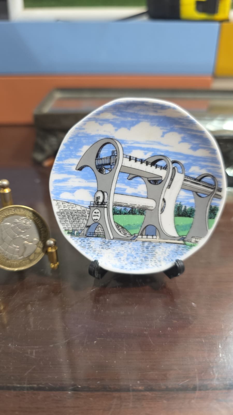 Porcelana escocesa, Roda de Falkirk (Falkirk Wheel) - Imagem 2