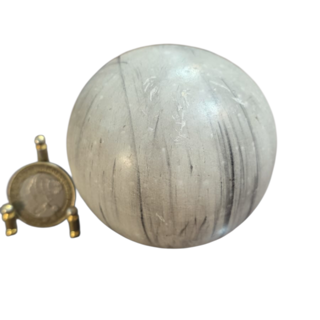 Esfera decorativa de cerâmica
